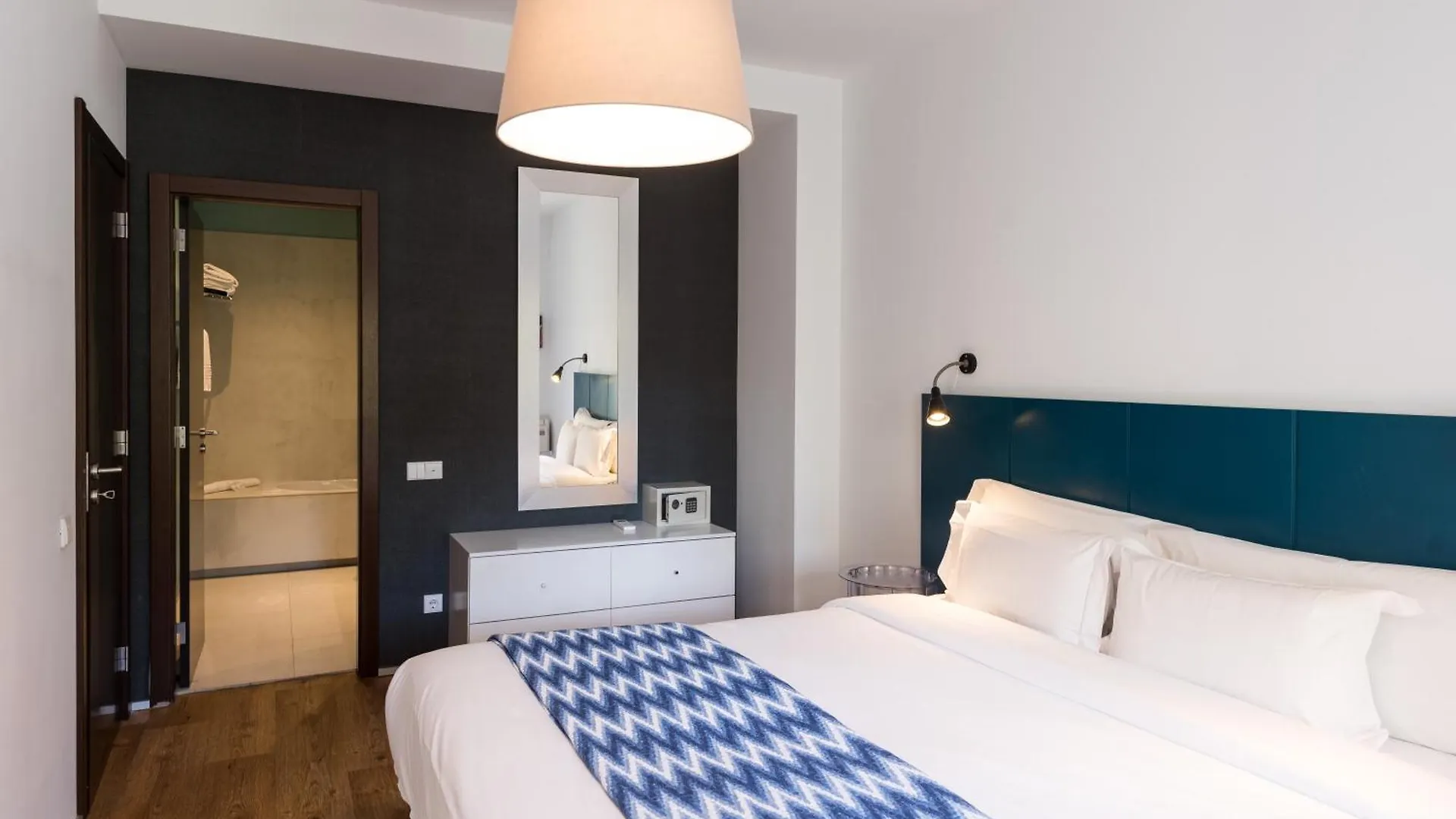 Alfama - Lisbon Lounge Suites 3*,